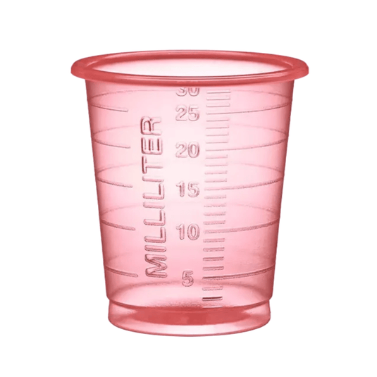 Jednorazowy kubek medyczny AMPri MED-COMFORT PP Eco o pojemności 30 ml, produkowany przez firmę AMPri Handelsgesellschaft mbH, to przezroczysty, różowy kubek wykonany z wytrzymałego polipropylenu. Posiada precyzyjne oznaczenia mililitrowe w zakresie od 5 do 30, umożliwiające dokładne dozowanie.