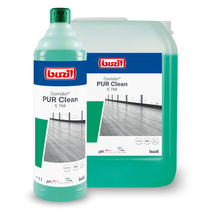 Wystawione są duży pojemnik i butelka Buzil Corridor® PUR Clean S 766 Ultranetzender Bodenreiniger mit Geruchsblocker z zielonym płynem. Etykiety pokazują obrazek nieskazitelnie czystej podłogi korytarza oraz tekst podkreślający ten skuteczny środek czyszczący do podłóg z blokerem zapachów od BUZIL-WERK Wagner GmbH & Co. KG.