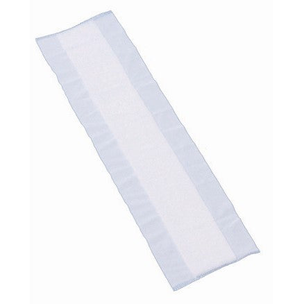 Das TASKI flortex V3 Staubtuch von Diversey Deutschland GmbH & Co. OHG ist ein rechteckiger weißer Wischmopp mit hellblauen Rändern aus hochwertigem Material - perfekt für die gründliche Oberflächenreinigung.