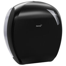 Uchwyt na jumbo rolki papieru toaletowego Maxi od Diversey Deutschland GmbH & Co. OHG to czarny dozownik z przezroczystą prawą stroną i logo pośrodku - idealny do komercyjnych obszarów sanitarnych. Przedstawiony na białym tle.