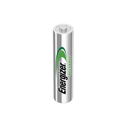 Pojedyncza srebrna akumulatorowa bateria Energizer Power Plus AAA Micro LR03 700 mAh | Opakowanie (10 sztuk) od Energizer Deutschland GmbH stoi pionowo na prostym białym tle. Nazwa marki „Energizer Deutschland GmbH” i słowo „Recharge” są nadrukowane czarną i zieloną czcionką na baterii 700 mAh.