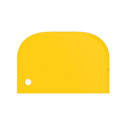 Mały skrobak Haug 15 x 10 cm od Haug Bürsten KG to jaskrawo żółty, prostokątny skrobak z tworzywa sztucznego z zaokrąglonymi krawędziami, idealny do usuwania uporczywych resztek. Posiada mały okrągły otwór w dolnym lewym rogu i ma gładką, błyszczącą powierzchnię. Produkt ten spełnia normy zgodności z żywnością.