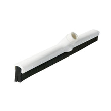 Haug zgarniacz wody z wymiennym profilem od Haug Bürsten KG to biały głowica zgarniacza z podwójną wargą, centralnym mocowaniem oraz czarną gumową wargą dla doskonałych właściwości czyszczących. Dzięki minimalistycznemu i funkcjonalnemu designowi skutecznie usuwa wodę z płaskich powierzchni. Wymiary: 420 x 35 x 25 mm.