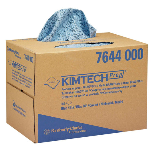 Niebieska ściereczka procesowa Kimtech® z wzorem jest wydawana z brązowego opakowania BRAG™ firmy Kimberly-Clark GmbH (1 opakowanie x 160 ściereczek). Na opakowaniu znajdują się informacje o produkcie; ściereczki te idealnie nadają się do czyszczenia przemysłowego.