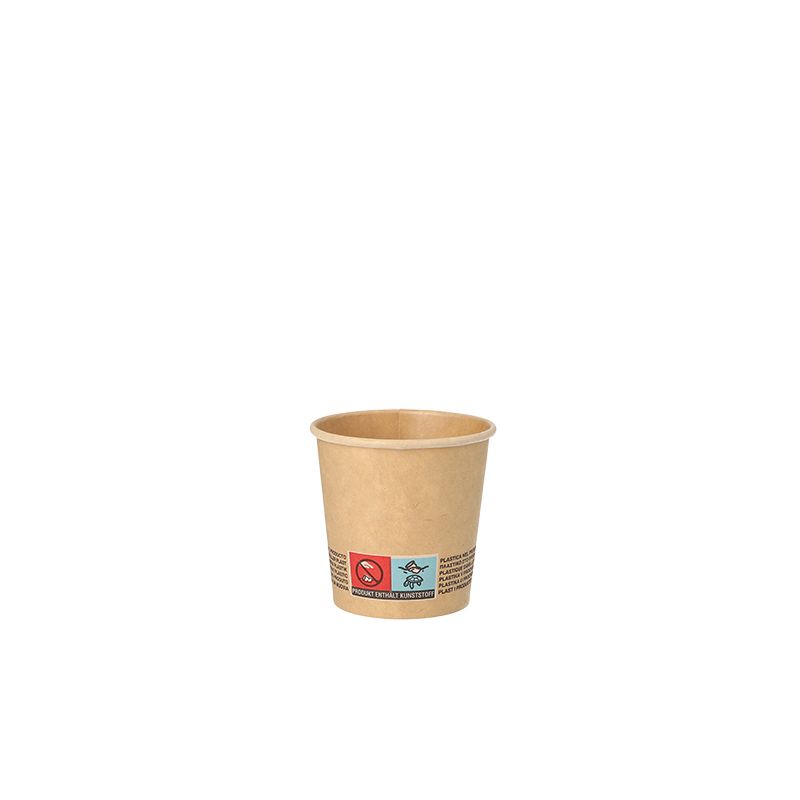 Mały, prosty, brązowy kubek kartonowy firmy PAPSTAR GmbH, zwany PAPSTAR Trinkbecher Pappe 0,1 l Ø 6 cm braun, jest certyfikowany przez FSC® i biodegradowalny. Z boku ma symbol ostrzegawczy i znak recyklingu. Pusty kubek jest wyśrodkowany na tle śnieżnobiałego tła.