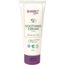 Biała tuba 100ml kremu pielęgnacyjnego Bambo Nature od Abena Re-Seller GmbH, bez barwników i perfum, idealna dla wrażliwej skóry, z fioletową nakrętką, zielonym logo, symbolami certyfikacji. Sprzedawana jako opakowanie (6 sztuk).