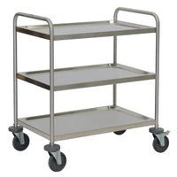 Wózek wielofunkcyjny Novocal ze stali nierdzewnej z 3 półkami, 2 uchwytami do pchania, 4 kółkami łatwo toczącymi się i 4 zderzakami idealnie nadaje się do transportu w biurze, kuchni lub szpitalu. Opakowanie: 1 sztuka.