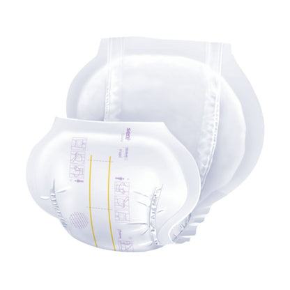 Opis: Ilustracja białej, jednorazowej pieluchomajtki Seni San Maxi dla dorosłych od TZMO Deutschland GmbH, pokazująca warstwową budowę i strefy chłonności.