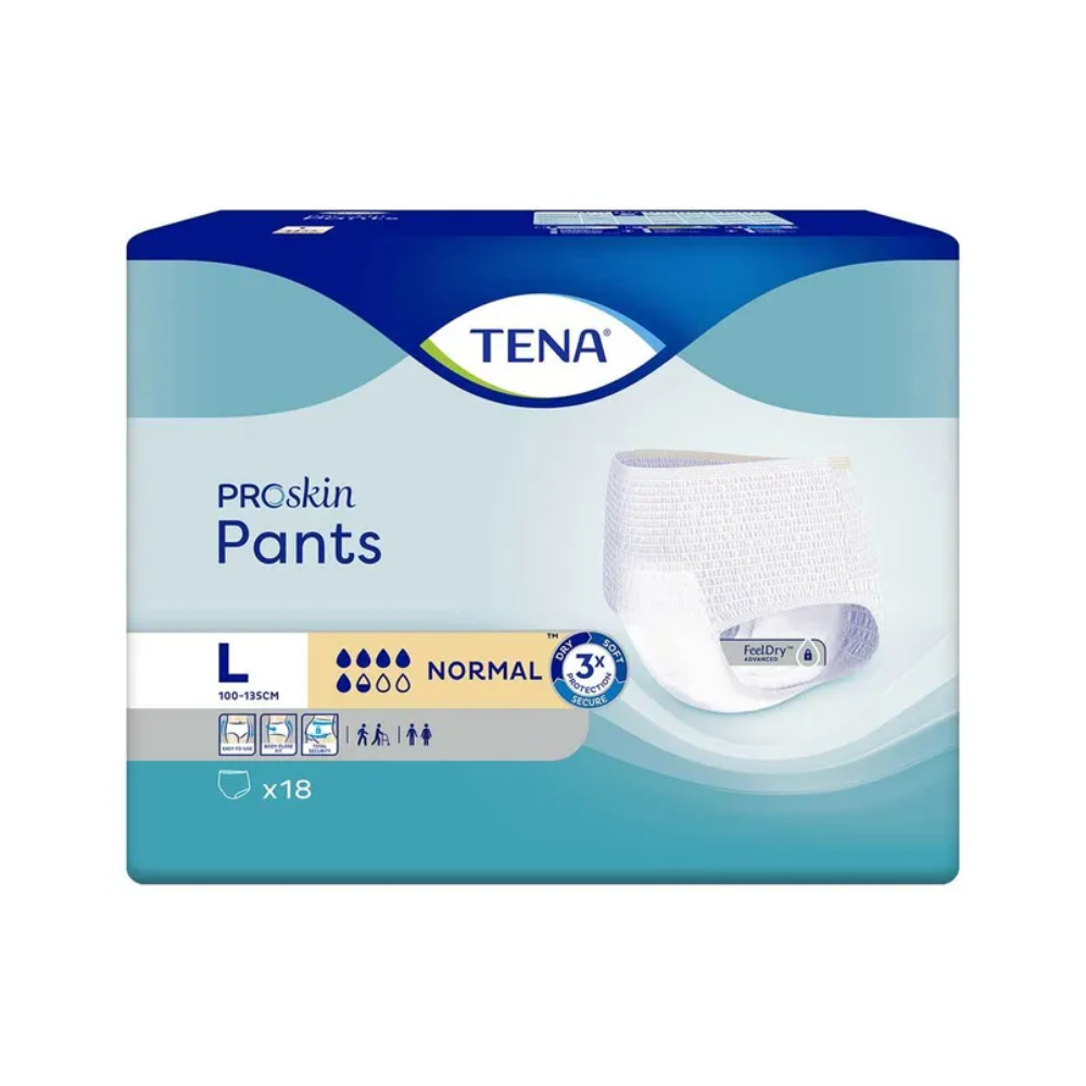 Ausgestellt ist eine Packung TENA ProSkin Pants Normal Inkontinenzhose. Auf der Verpackung ist zu erkennen, dass es sich um die Größe Large handelt, die für einen Taillenumfang von 100-135 cm ausgelegt ist, eine normale Saugfähigkeit bietet und 18 Stück enthält. Die überwiegend blau-weiße Verpackung hebt die „FeelDry“-Technologie hervor und zielt auf Blasenschwäche ab.