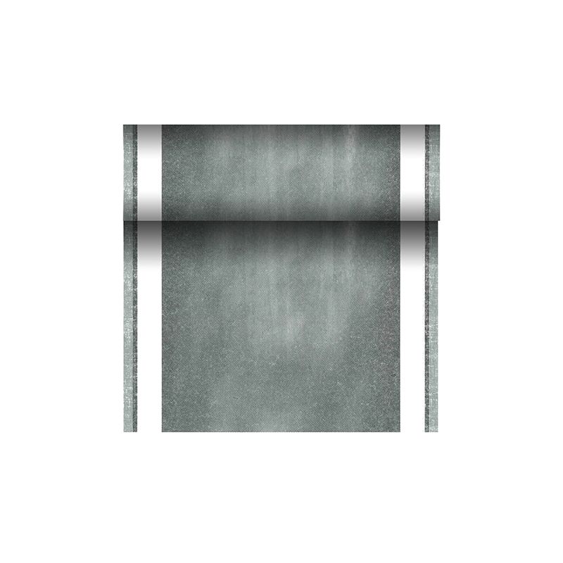 Rola zielonego bieżnika stołowego przypominającego materiał z PAPSTAR Bieżnik stołowy PV-Tissue Mix „ROYAL Collection“ z czystymi białymi krawędziami jest częściowo rozwinięta na prostym białym tle. Ten produkt wyprodukowany przez PAPSTAR GmbH ma lekko zwietrzały wygląd dzięki unikalnemu składowi z mieszanki masy celulozowej, wiskozy i tkaniny.