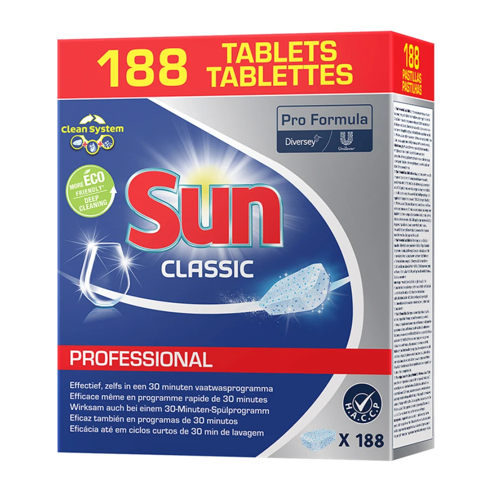 Pudełko SUN Professional Classic Tabs, tabletek czyszczących do zmywarki od Diversey Deutschland GmbH & Co. OHG, zawierające 188 tabletek. Opakowanie przedstawia loga Pro Formula i Diversey z tekstem w wielu językach. Jest zaprojektowane w niebiesko-białej kolorystyce i podkreśla przyjazną dla środowiska markę oraz ochronę szkła dla Twoich naczyń.