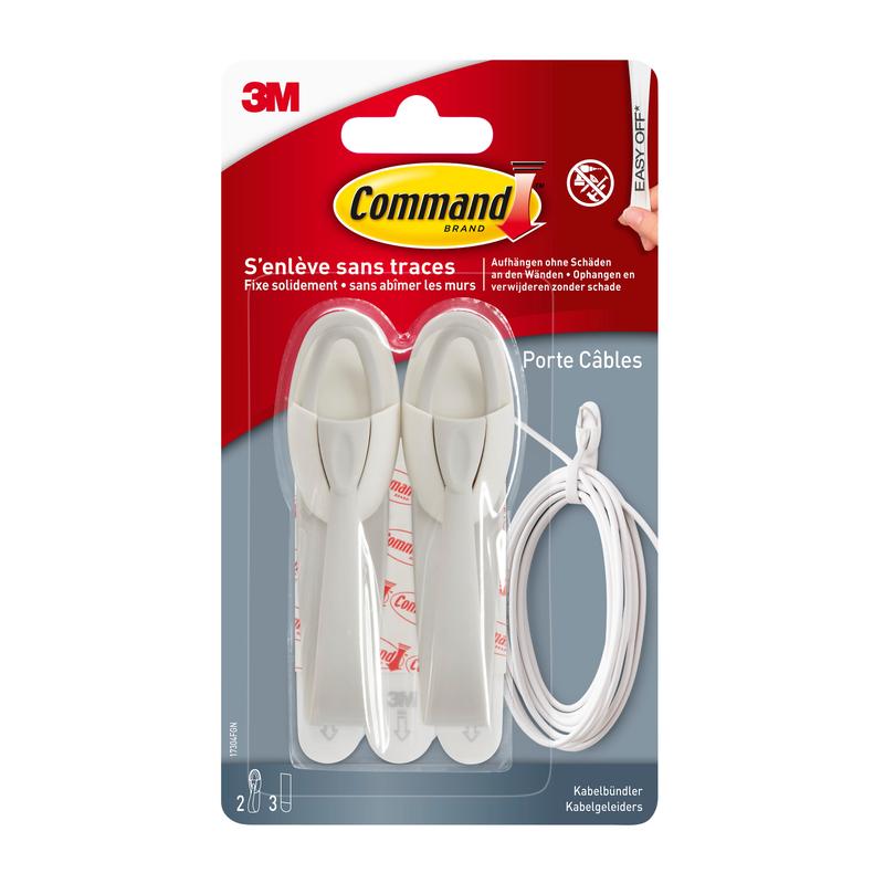 Opakowanie uchwytów do kabli Command™ 17304-FR od 3M Deutschland GmbH zawiera dwa białe uchwyty do kabli, paski klejące i biały kabel w przezroczystym plastikowym opakowaniu - idealne do minimalizowania bałaganu kablowego i poprawy organizacji kabli.