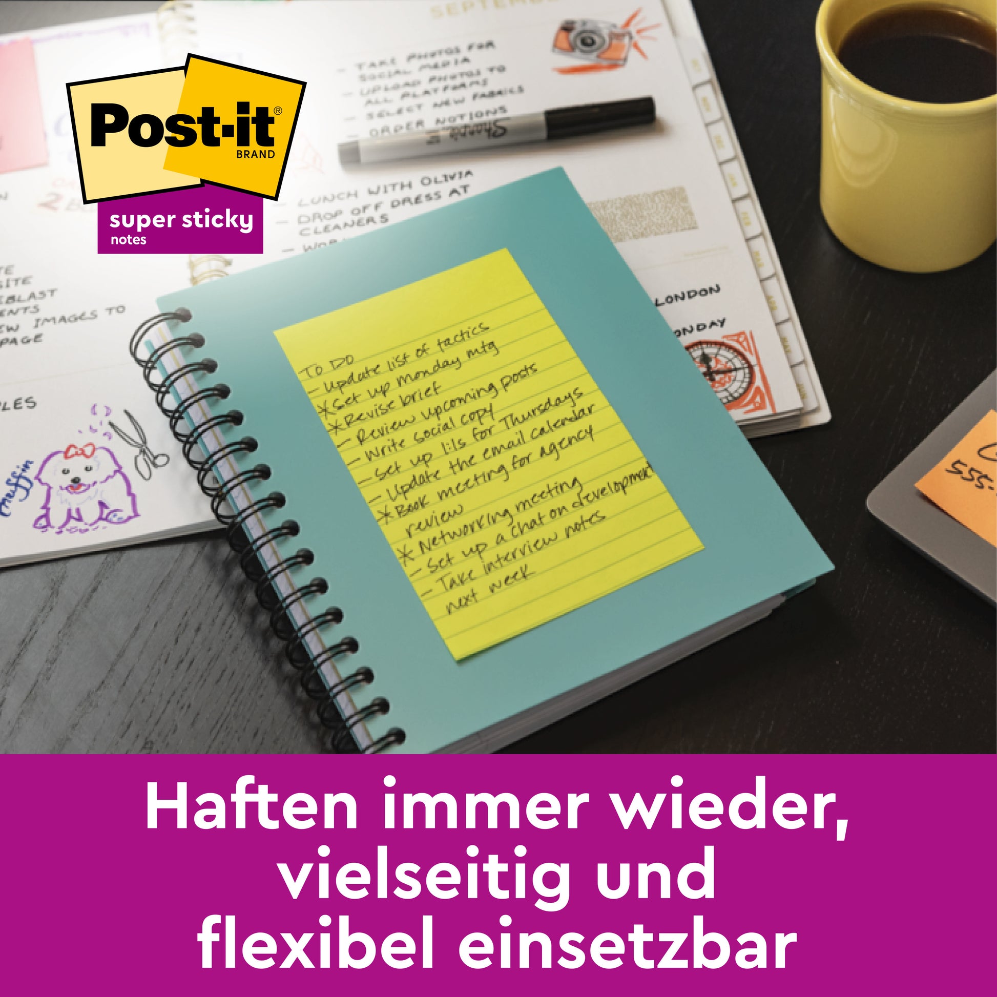 Ein großer, linierter, neonfarbener Post-it® Zettel der 3M Deutschland GmbH (101 x 152 mm), Teil einer Packung mit 6 Blöcken/Packung und 100 Blatt/Block, klebt auf einem Spiralheft neben Papieren, Stiften, einer Kaffeetasse und einem Laptop; darunter steht ein deutscher Text.